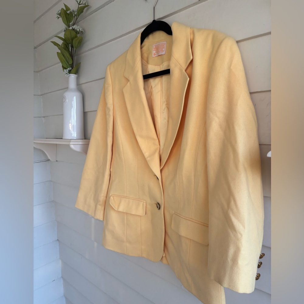 Pendleton Yellow Wool Two Button Blazer Jacket Si… - image 2